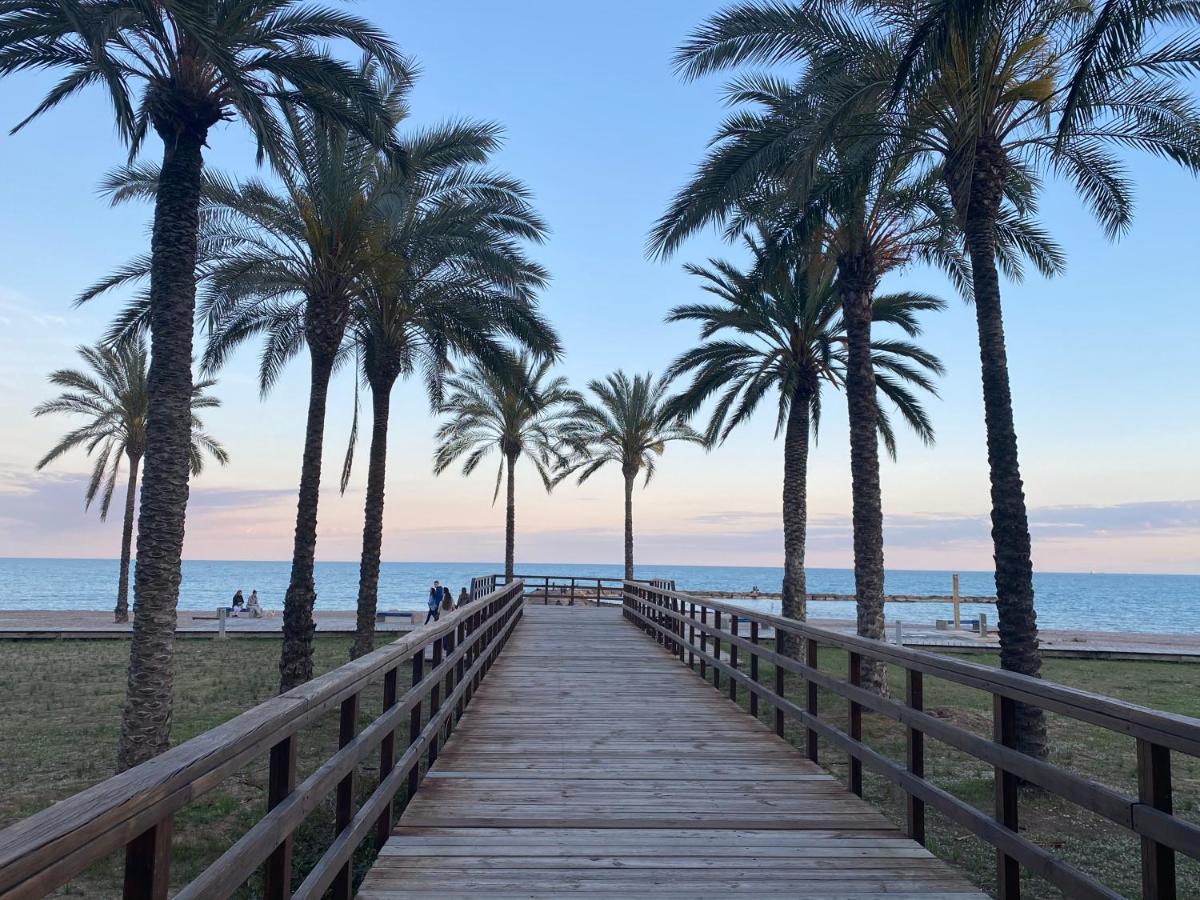 Casa Ibicenca En Benicasim A 3 Minutos De La Playa Appartement Benicàssim Buitenkant foto
