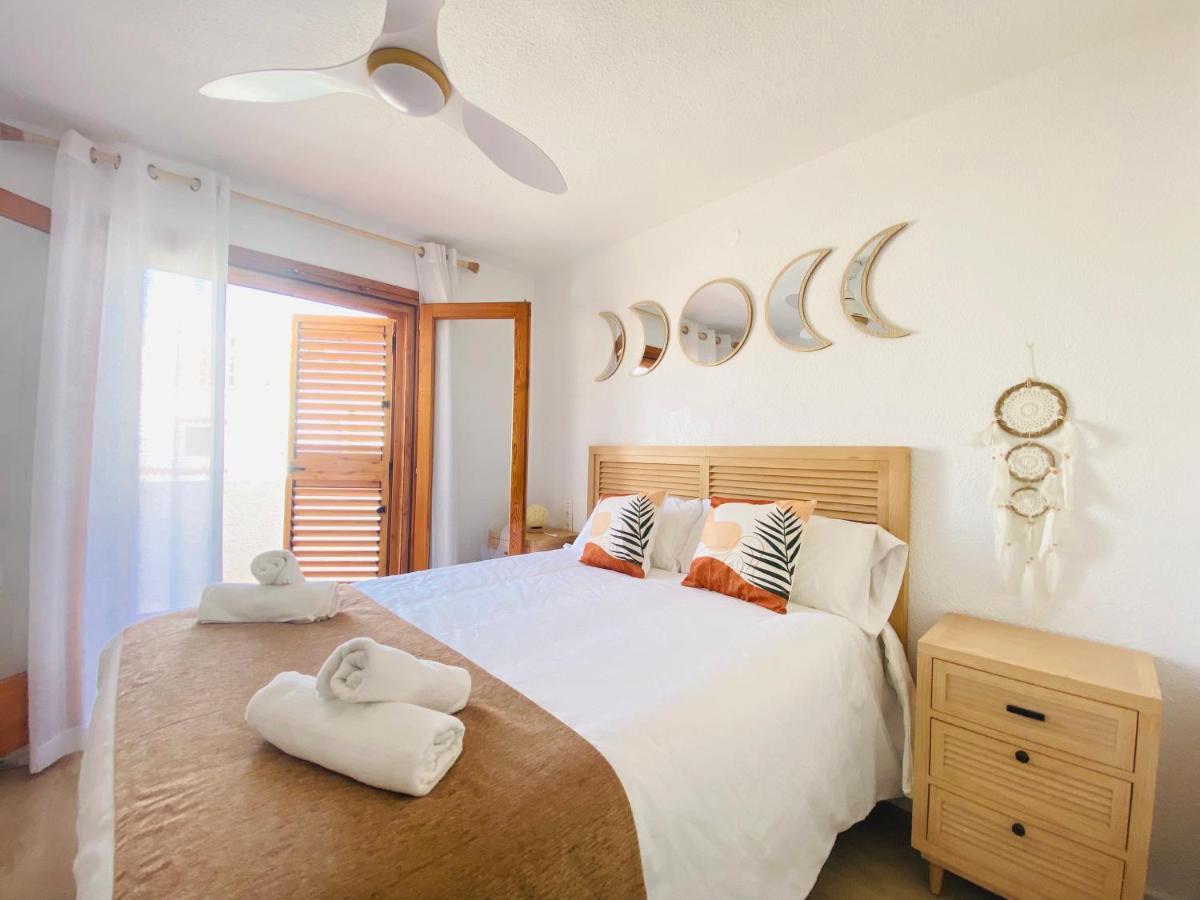 Casa Ibicenca En Benicasim A 3 Minutos De La Playa Appartement Benicàssim Buitenkant foto